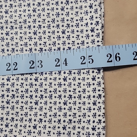 Anthropologie Lilka Size S, White with Navy Blue Motif Pattern Top NEW w/ Tags! - Picture 8 of 12